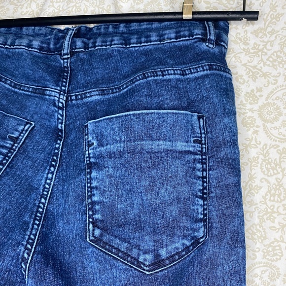 DIVIDED RETRO SKINNY JEANS WOMEN’S SZ 8 - Picture 5 of 5